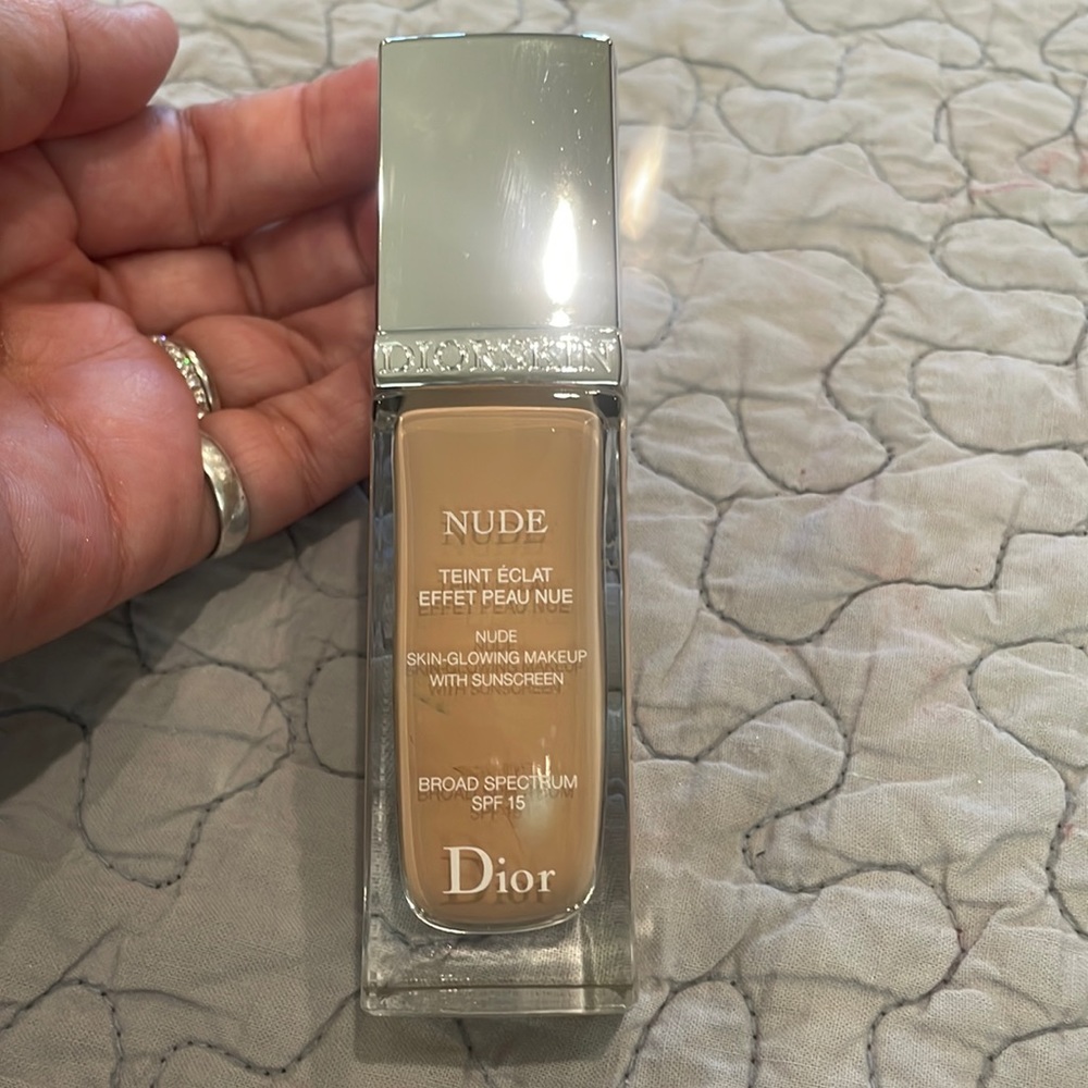 DiorSkin Nude Teint Eclat Skin-Glowing Foundation, SPF 15, Shade 020